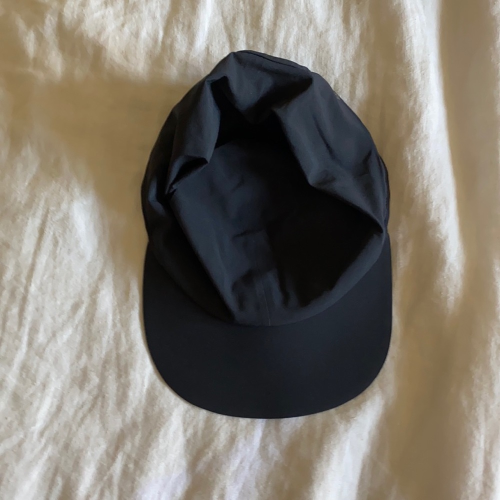 Lululemon Black Active Hat